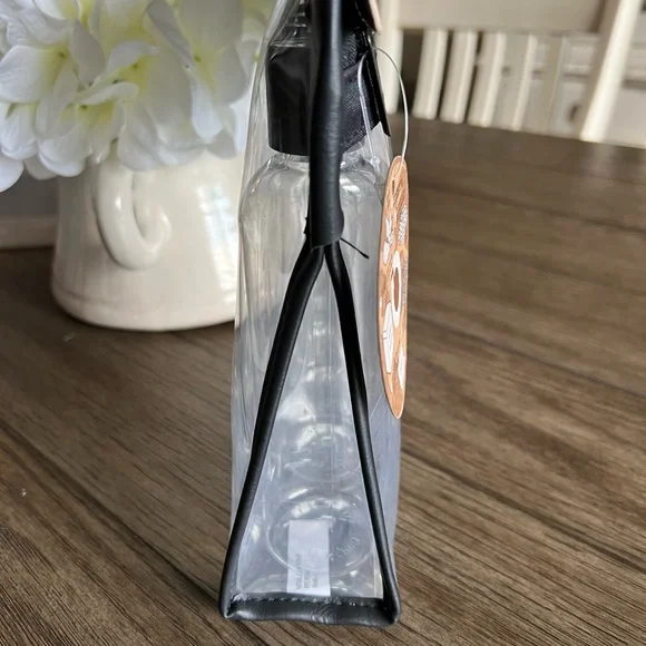 RAE DUNN 5 Piece TRAVEL SET - Picture 7 of 9